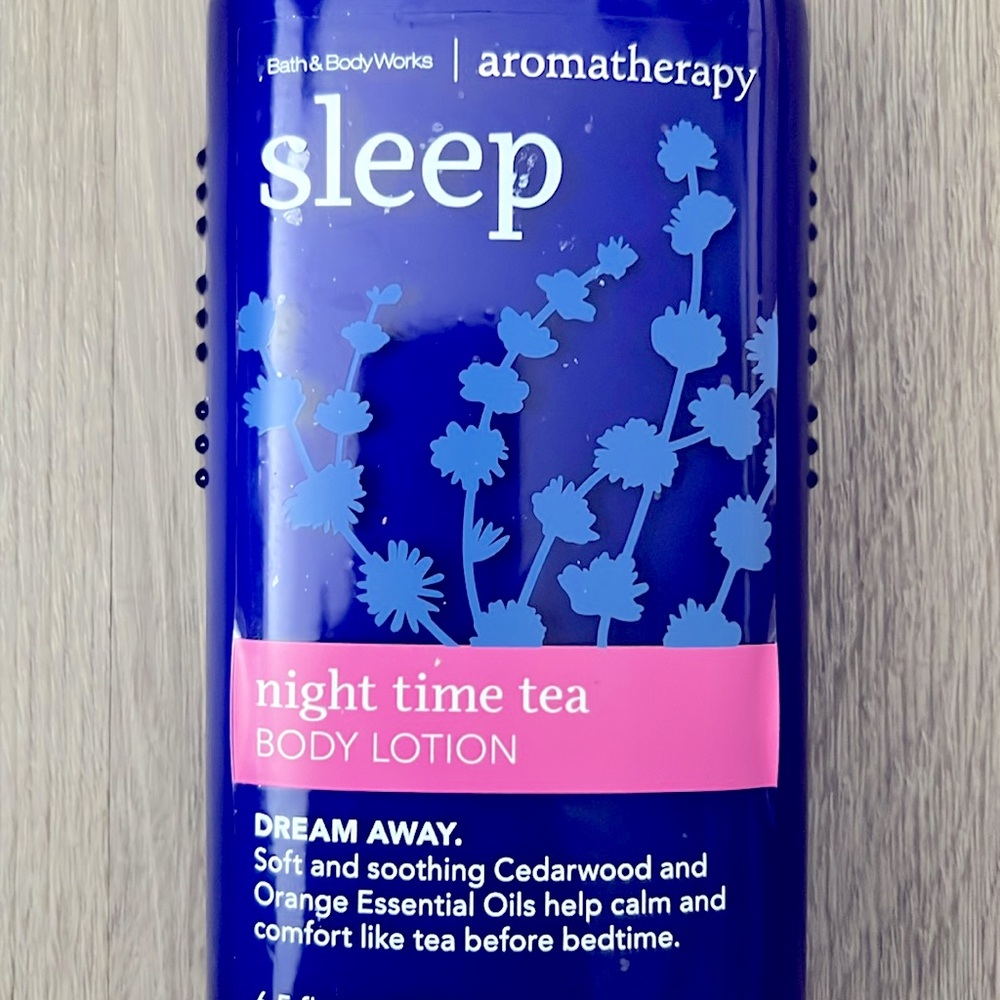 Night Time Tea Body Lotion by Bath & Body Works - Picture 3 of 5